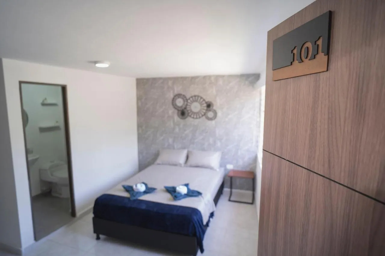 Habitacion 101 Con Bano Privado En Laureles-Estadio Medellín