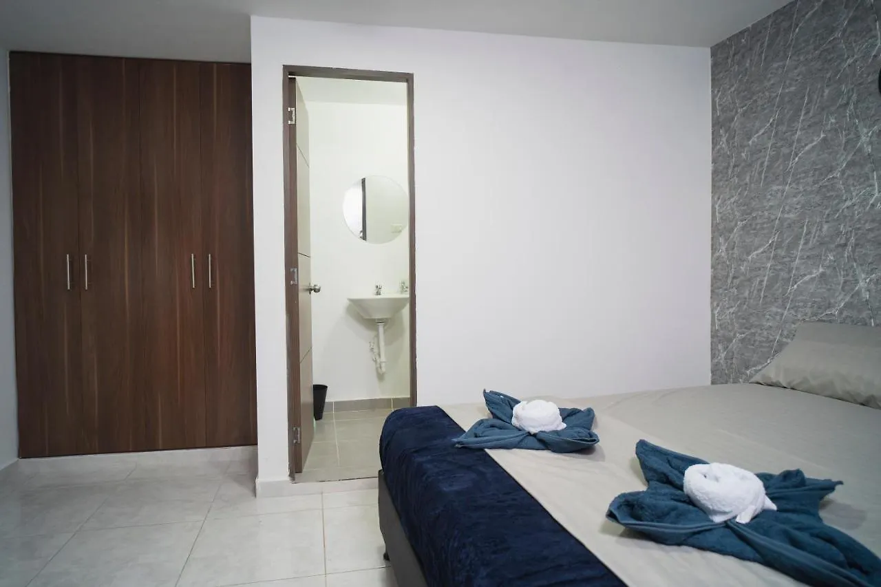 Habitacion 101 Con Bano Privado En Laureles-Estadio Medellín 0*,  Kolumbia